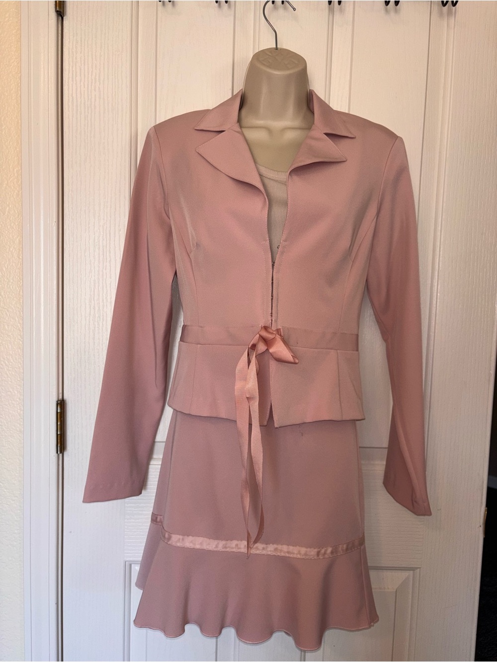 Elegant Dusty Pink Skirt Set with Tie-Waist Jacket